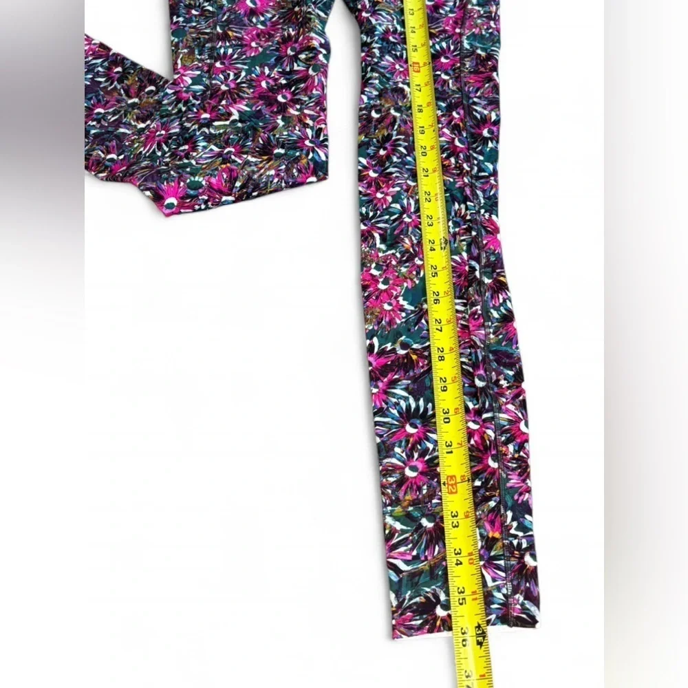 lululemon athletica stunning rare